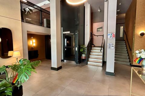 Solstice Apartments, Milton Keynes, MK9