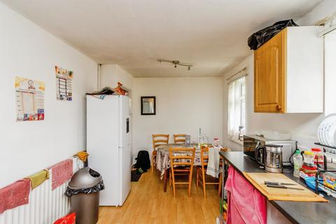 3 bedroom semi-detached house for sale, Hough Road, Walsall
