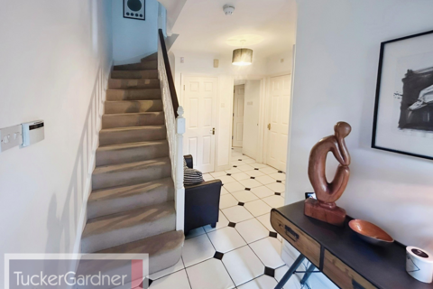 undefined, Evening Court, Cambridge, CB5
