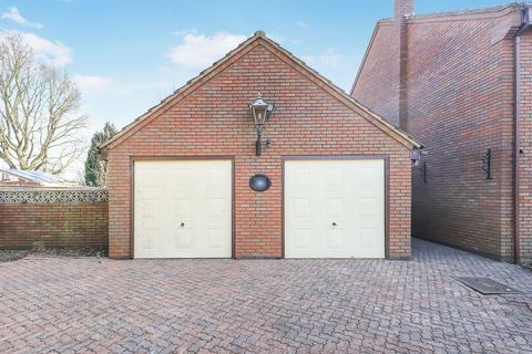 undefined, Bursnips Road, Essington, Wolverhampton