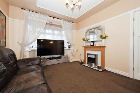 4 bedroom detached house for sale, Birmingham New Road, Lanesfield, Wolverhampton