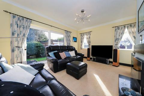 4 bedroom detached house for sale, Penstone Lane, Lower Penn, Wolverhampton