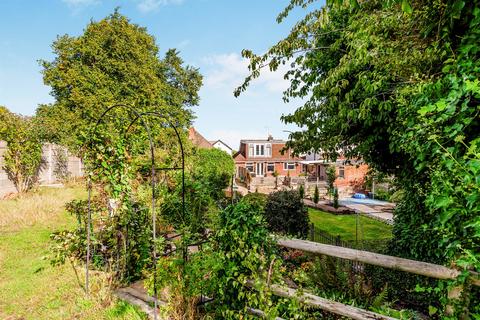 3 bedroom detached house for sale, The Grove, Lanesfield, Wolverhampton