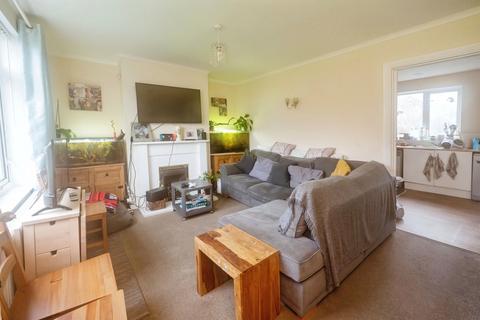 3 bedroom semi-detached house for sale, Lilac Avenue, Worcester
