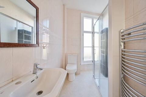 3 bedroom maisonette to rent, Vanbrugh Park, Blackheath, London, SE3