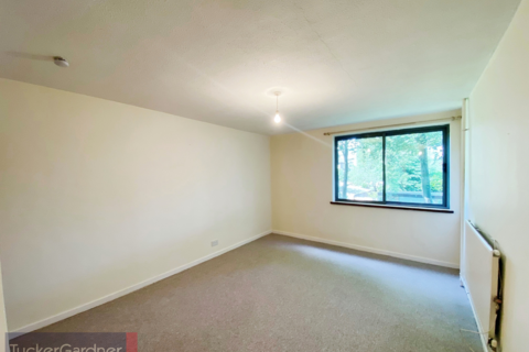 undefined, Mayflower House, Cambridge, CB4
