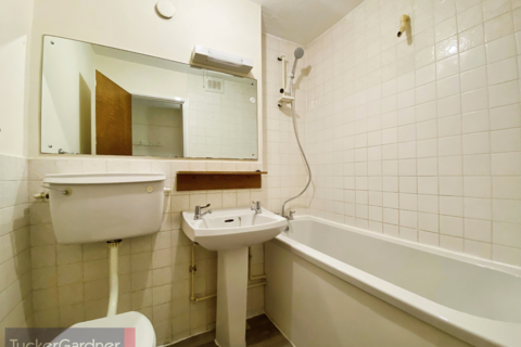undefined, Mayflower House, Cambridge, CB4