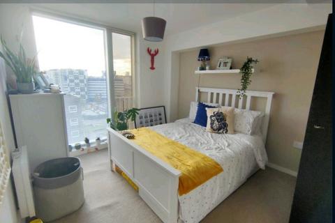 undefined, Saxton, Leeds, LS9