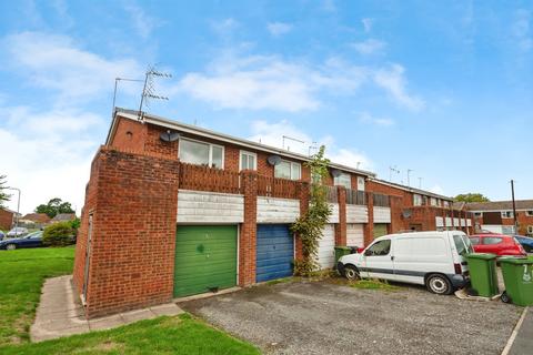 undefined, Elkstone Close, Worcester