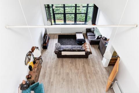 2 bedroom flat for sale, Sterling Court Mundells, Welwyn Garden City