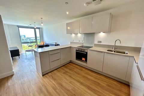 2 bedroom apartment to rent, Solstice Apartments, Milton Keynes, MK9