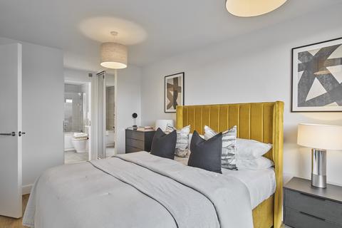 2 bedroom apartment to rent, Solstice Apartments, Milton Keynes, MK9