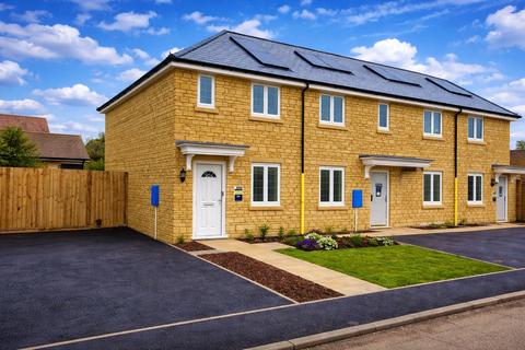 3 bedroom end of terrace house for sale, Curtis Crescent, Malmesbury