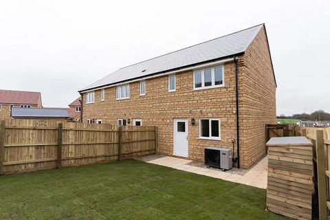 3 bedroom end of terrace house for sale, Curtis Crescent, Malmesbury