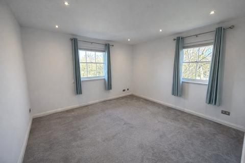 2 bedroom flat for sale, Gravel Hill Road, Yate, Bristol