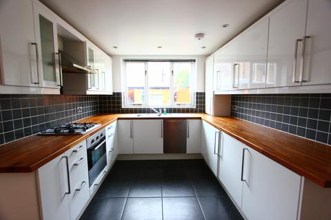 2 bedroom flat to rent, Lennard Road, London, SE20