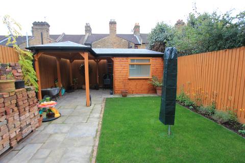 2 bedroom flat to rent, Lennard Road, London, SE20