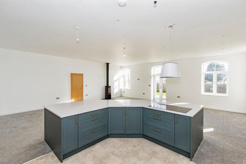 undefined, Watts Quarry Lane, Somerton