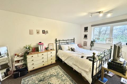 undefined, Thurmond Crescent, Winchester, SO22