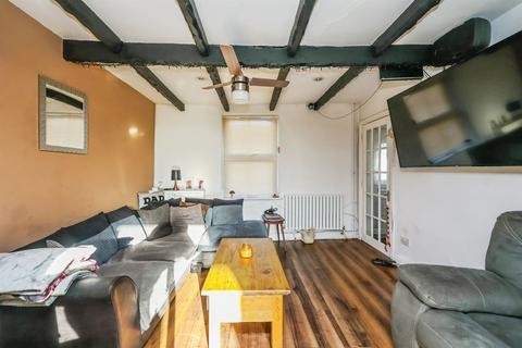 2 bedroom terraced house for sale, High Street, Heanor