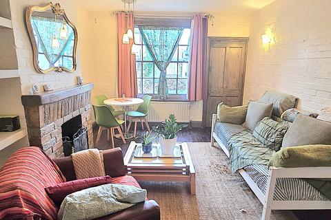 1 bedroom house to rent, Southbury Road, Enfield, EN1