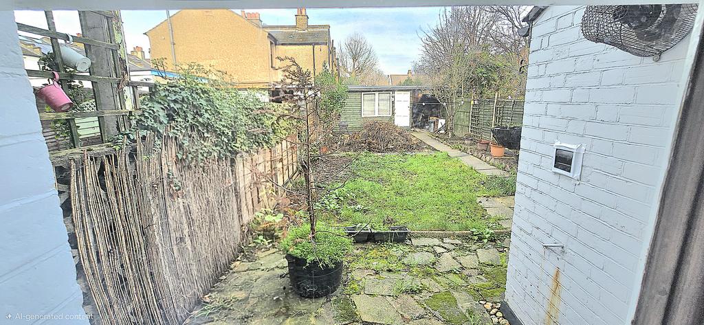 Shared Rear Garden
