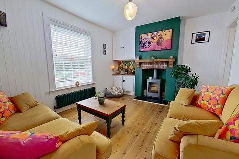 2 bedroom end of terrace house for sale, Church Lane, Deal CT14