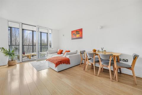 2 bedroom flat for sale, Amazon Apartments, New River Village, Hornsey, N8