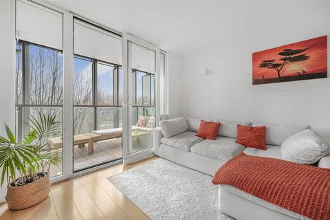 2 bedroom flat for sale, Amazon Apartments, New River Village, Hornsey, N8