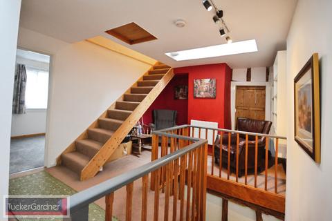 3 bedroom house to rent, High Street, Cambridge, CB21