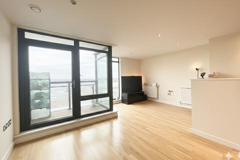2 bedroom flat to rent - Southbury Road Colman Parade, Enfield, EN1