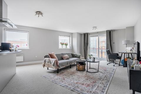 2 bedroom flat for sale, The Canalside, Portsmouth PO1