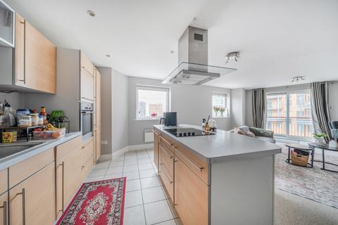 2 bedroom flat for sale, The Canalside, Portsmouth PO1