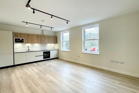 1 bedroom house to rent, Gladbeck Way, Enfield, EN2