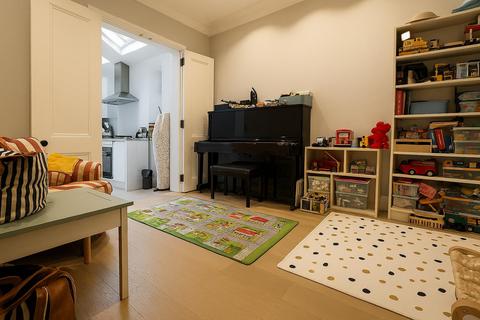 4 bedroom house to rent, Fairlawn Park, London, SE26