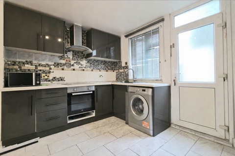 undefined, Huntley Avenue, Gravesend, DA11