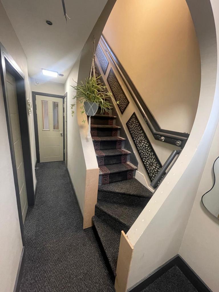 Room 1, 15 Moor Lane