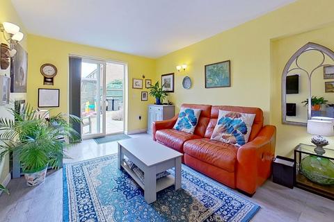 4 bedroom end of terrace house for sale, St. Richards Road, Deal CT14