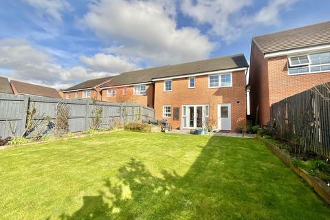 4 bedroom detached house for sale, Dorney Close, Yarnfield, ST15