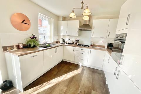 4 bedroom detached house for sale, Dorney Close, Yarnfield, ST15