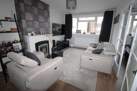 1 bedroom maisonette for sale, Moor Lane, Upminster RM14