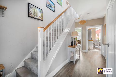 undefined, Superb 4 bedroom home - Barleymead Way, Puckeridge