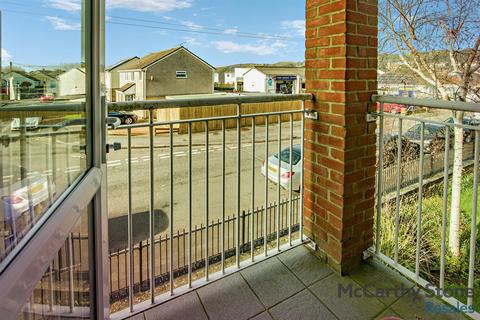 2 bedroom apartment for sale, Fussells Court, Station Road, Worle, Weston-Super-Mare, Somerset, BS22 6AF