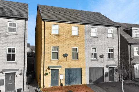 undefined, Seals Drive, Ackworth WF7