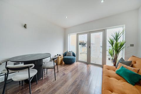 3 bedroom apartment for sale, Peckham High Street, London