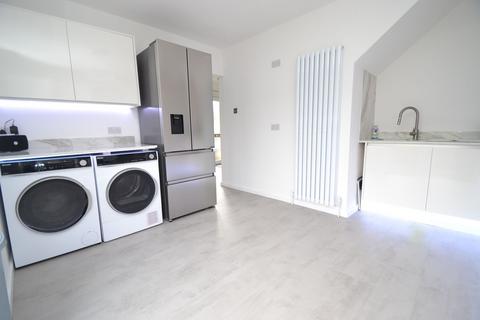 undefined, Thackley, Thackley BD10