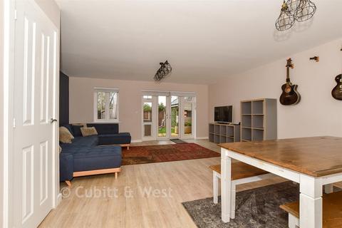 undefined, New Bridge Road, Cranleigh GU6