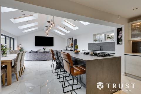 undefined, Hall Park Avenue, Liversedge, WF15
