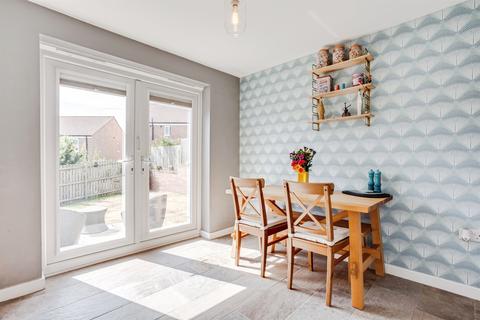 undefined, Sutton View, WAKEFIELD