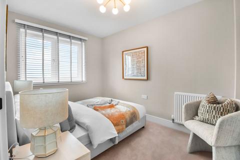 undefined, 5 Boat House Terrace, Canalside Drive, Reddingmuirhead FK2 0WT
